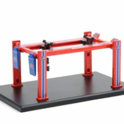 STP Four-Post Lift, Blue And Red - Greenlight 16120A/48 - 1/64 Scale Diecast Accessory