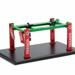 Texaco Four-Post Lift, Green And Red - Greenlight 16120B/48 - 1/64 Scale Diecast Accessory
