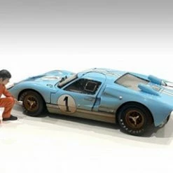Mechanic Jerry Figure, Orange - American Diorama 23789OR - 1/18 Scale Figurine - Diorama Accessory