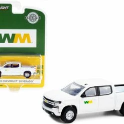Waste Management 2020 Chevy Silverado Pickup Truck, White - Greenlight 30255/48 - 1/64 Diecast Car