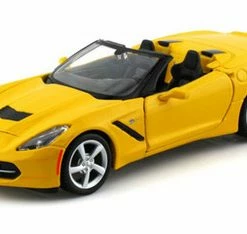 2014 Chevrolet Corvette Stingray Convertible, Yellow - Maisto 31501 - 1/24 Scale Diecast Model Car
