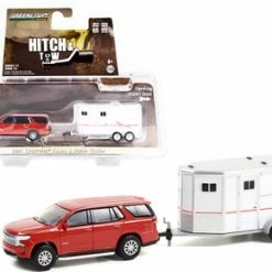 2021 Chevy Tahoe With Horse Trailer, Cherry Red - Greenlight 32230C/24 - 1/64 Scale Diecast Car