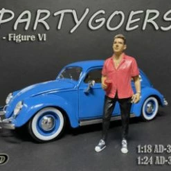 Partygoers Figure VI, Black And Pink - American Diorama 38226 - 1/18 Figurine - Diorama Accessory