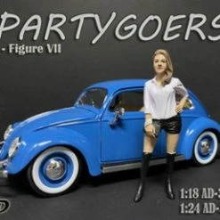 Partygoers Figure VII, Black And White - American Diorama 38227 - 1/18 Figurine - Diorama Accessory