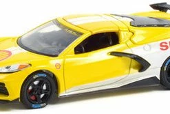 Shell Oil 2021 Chevy Corvette C8 Stringray Coupe, Yellow - Greenlight 41130E/48 - 1/64 Diecast Car