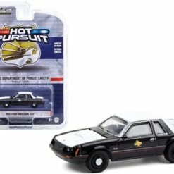 ModelToyCars Texas Dept Of Public Safety 1982 Ford Mustang SSP, Black - Greenlight 42950A, 1/64 Diecast Car