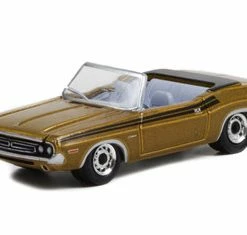1971 Dodge Challenger 340 Convertible, The Mod Squad - Greenlight 44940A - 1/64 Scale Diecast Car