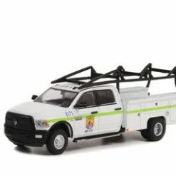 2018 Dodge Ram 3500 Dually Service Bed Truck, White - Greenlight 46100E - 1/64 Scale Diecast Car
