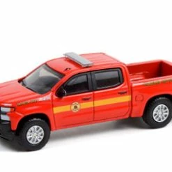 2020 Chevy Silverado Z71 W/ Battalion Truck Cap, Orange - Greenlight 67020F 1/64 Scale Diecast Car
