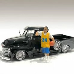 Lowriderz Figure II, Yellow And Blue - American Diorama 76275 - 1/18 Figurine - Diorama Accessory