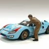 Race Day 1 Figure V, Light Brown - American Diorama 76287 - 1/18 Scale Figurine - Diorama Accessory