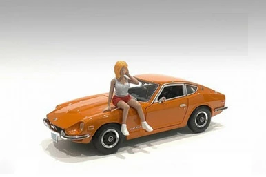 Car Meet 2 Figure V, White And Red - American Diorama 76293 - 1/18 Figurine - Diorama Accessory