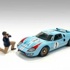 Race Day 2 Figure IV - American Diorama 76398, 1/24 Figurine, Diorama Accessory