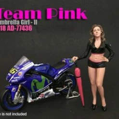 Team Pink Umbrella Girl II, American Diorama 77436 - 1/18 Scale Accessory For Diecast Cars