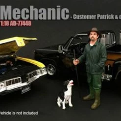 Mechanic Customer Patrick And Dog, American Diorama 77448 - 1/18 Scale Accessory For Diecast Cars