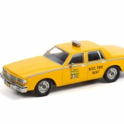 1968 Chevy Caprice New York City Taxi, Yellow - Greenlight 86611 - 1/43 Scale Diecast Model Toy Car