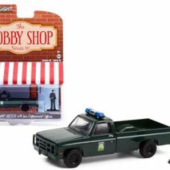 ModelToyCars 1986 Chevy M1008 With Enforcement Officer Figure Florida Office Of Agricultural Law Enforcement, Dark Green - Greenlight 97100D/48 - 1/64 Scale Diecast Model Toy Car