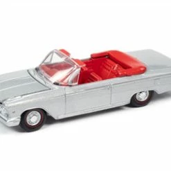 1962 Chevy Impala SS 409 Convertible, Silver Metallic - Auto World AWSP045/24A - 1/64 Diecast Car
