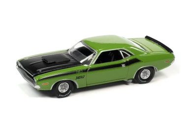 1970 Dodge Challenger T/A, Go Green - Auto World AWSP086/24A - 1/64 Scale Diecast Model Toy Car