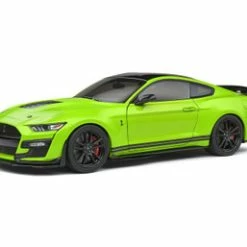 2020 Ford Mustang Shelby GT500, Grabber Lime Green - Solido S1805902 - 1/18 Scale Diecast Car